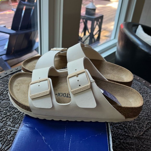 BIRKENSTOCK ARIZONA SANDALS IN EGGSHELL 39 EU 8 US - Picture 6 of 9